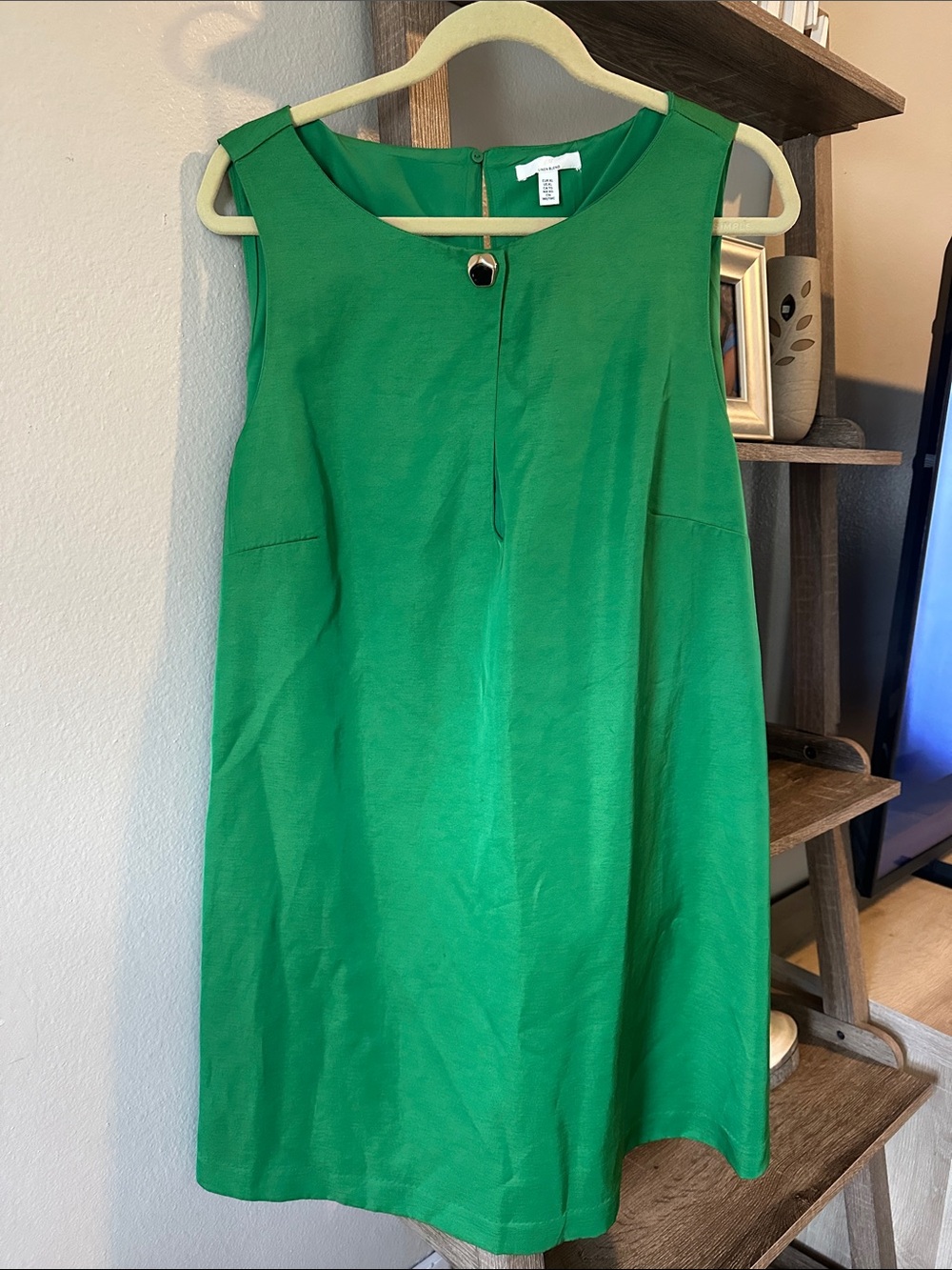 H&M Bright Green Sleeveless Shift Dress